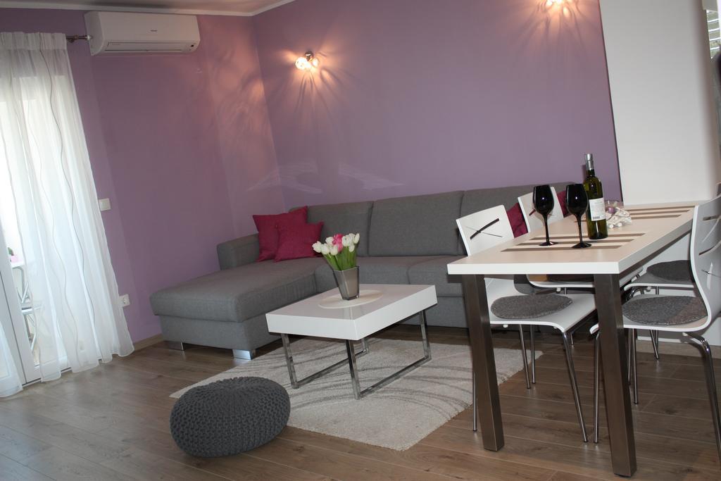 Apartment Anchi Makarska Exteriör bild